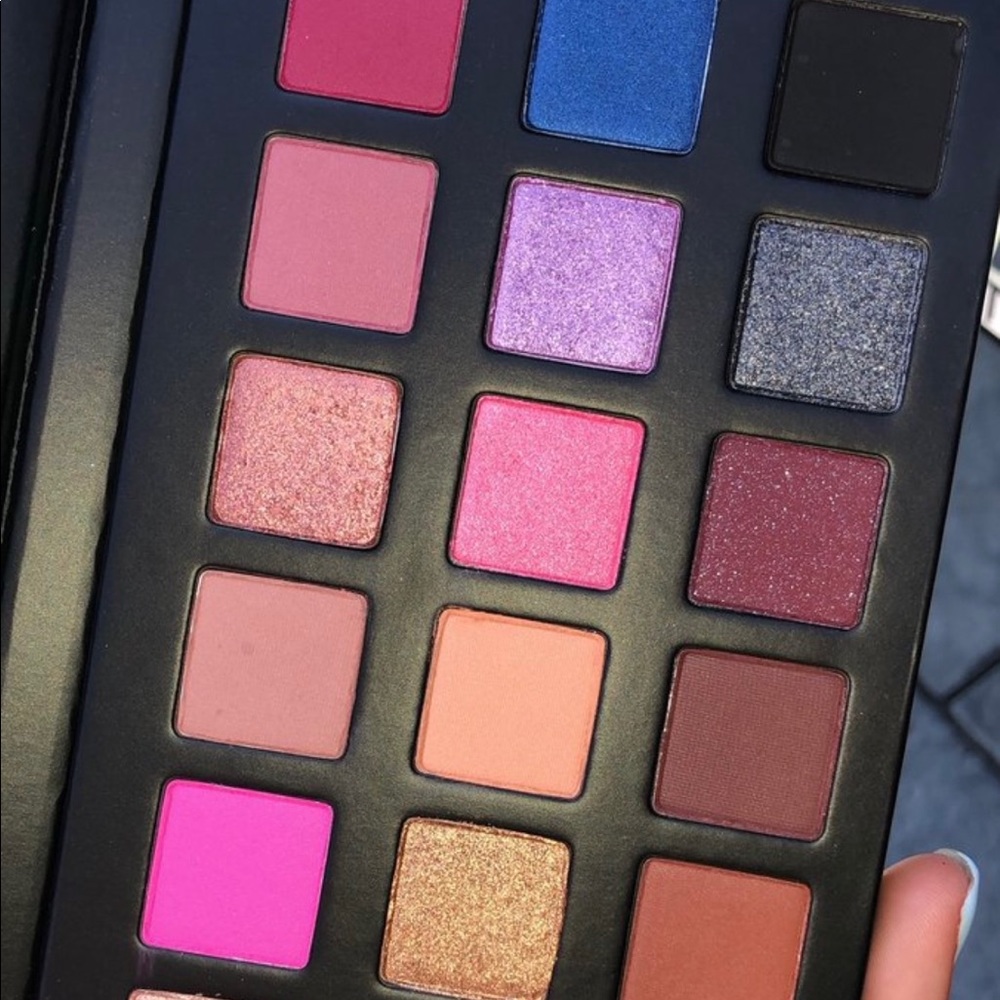 Kylie Jenner palette